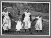 Gruppenbild (Positivo) di Pokorny, Bruno (1925/01/01 - 1946/12/31)