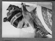 ritratto di donna (Positivo) di Pokorny, Bruno (1925/01/01 - 1946/12/31)