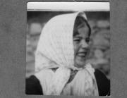 ritratto di donna (Positivo) di Pokorny, Bruno (1925/01/01 - 1946/12/31)