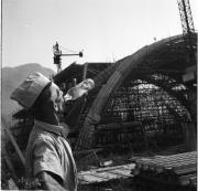 Gerüst (Positivo) di Foto Hermann Frass, Bozen,Hermann Frass (1952/05/01 - 1952/05/31)