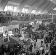 Messepalast Bozen-Romstraße (Positivo) di Foto Hermann Frass, Bozen,Hermann Frass (1953/09/01 - 1953/09/93)