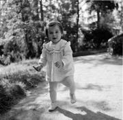 bambina (Positivo) di Foto Hermann Frass, Bozen,Hermann Frass (1956/09/01 - 1956/09/93)