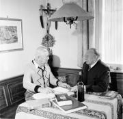 tavolo (Positivo) di Foto Hermann Frass, Bozen,Hermann Frass (1975/01/01 - 1975/12/31)