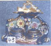 Schreibzeug mit Tintenfass und Sandstreuer