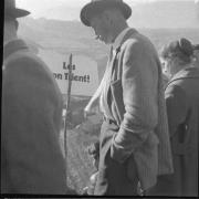 Kundgebung Schloß Sigmundskron 1957 (Positivo) di Foto Hermann Frass, Bozen,Hermann Frass (1957/11/17 - 1957/11/17)