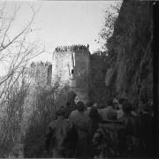 Kundgebung Schloß Sigmundskron 1957 (Positivo) di Foto Hermann Frass, Bozen,Hermann Frass (1957/11/17 - 1957/11/17)