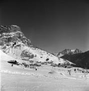 Skipisten (Positivo) di Foto Elisabeth Fuchs-Hauffen, Überlingen/Bodensee,Fuchs-Hauffen, Elisabeth (1979/02/01 - 1979/02/28)