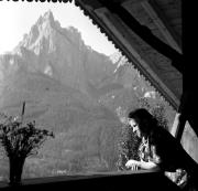 donna (Positivo) di Foto Elisabeth Fuchs-Hauffen, Überlingen/Bodensee,Fuchs-Hauffen, Elisabeth (1963/07/01 - 1963/07/31)