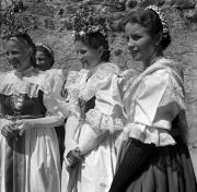 costume tradizionale (Positivo) di Foto Elisabeth Fuchs-Hauffen, Überlingen/Bodensee,Fuchs-Hauffen, Elisabeth (1969/07/01 - 1969/07/31)