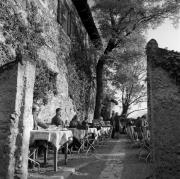 trattoria (Positivo) di Foto Elisabeth Fuchs-Hauffen, Überlingen/Bodensee,Fuchs-Hauffen, Elisabeth (1964/10/01 - 1964/10/31)