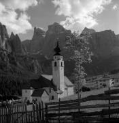 chiesa (Positivo) di Foto Elisabeth Fuchs-Hauffen, Überlingen/Bodensee,Fuchs-Hauffen, Elisabeth (1965/02/01 - 1965/02/28)