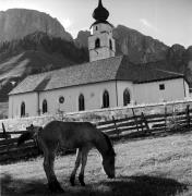 chiesa (Positivo) di Foto Elisabeth Fuchs-Hauffen, Überlingen/Bodensee,Fuchs-Hauffen, Elisabeth (1965/02/01 - 1965/02/28)