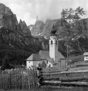 chiesa (Positivo) di Foto Elisabeth Fuchs-Hauffen, Überlingen/Bodensee,Fuchs-Hauffen, Elisabeth (1970/07/01 - 1970/07/31)