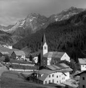 chiesa (Positivo) di Foto Elisabeth Fuchs-Hauffen, Überlingen/Bodensee,Fuchs-Hauffen, Elisabeth (1970/07/01 - 1970/07/31)