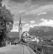 chiesa (Positivo) di Foto Elisabeth Fuchs-Hauffen, Überlingen/Bodensee,Fuchs-Hauffen, Elisabeth (1970/07/01 - 1970/07/31)