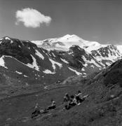 Wanderer/Ausflügler (Positivo) di Foto Elisabeth Fuchs-Hauffen, Überlingen/Bodensee,Fuchs-Hauffen, Elisabeth (1978/07/01 - 1978/07/31)