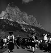 Umzug: Corvara-Kolfuschg (Positivo) di Foto Elisabeth Fuchs-Hauffen, Überlingen/Bodensee,Fuchs-Hauffen, Elisabeth (1980/09/01 - 1980/09/93)