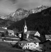 chiesa (Positivo) di Foto Elisabeth Fuchs-Hauffen, Überlingen/Bodensee,Fuchs-Hauffen, Elisabeth (1970/07/01 - 1970/07/31)