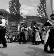 danza (Positivo) di Foto Elisabeth Fuchs-Hauffen, Überlingen/Bodensee,Fuchs-Hauffen, Elisabeth (1968/05/01 - 1968/05/31)