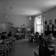 Kindergarten (Positivo) di Foto Elisabeth Fuchs-Hauffen, Überlingen/Bodensee,Fuchs-Hauffen, Elisabeth (1968/06/01 - 1968/06/63)