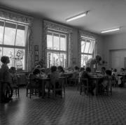 Kindergarten (Positivo) di Foto Elisabeth Fuchs-Hauffen, Überlingen/Bodensee,Fuchs-Hauffen, Elisabeth (1968/06/01 - 1968/06/63)