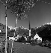 Kirche St. Christina Pfarrkirche St. Christina (Positivo) di Foto Elisabeth Fuchs-Hauffen, Überlingen/Bodensee,Fuchs-Hauffen, Elisabeth (1975/10/01 - 1975/10/31)