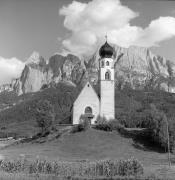 chiesa (Positivo) di Foto Elisabeth Fuchs-Hauffen, Überlingen/Bodensee,Fuchs-Hauffen, Elisabeth (1966/07/01 - 1966/07/31)