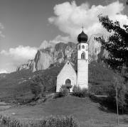 chiesa (Positivo) di Foto Elisabeth Fuchs-Hauffen, Überlingen/Bodensee,Fuchs-Hauffen, Elisabeth (1966/07/01 - 1966/07/31)