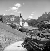 chiesa (Positivo) di Foto Elisabeth Fuchs-Hauffen, Überlingen/Bodensee,Fuchs-Hauffen, Elisabeth (1966/09/01 - 1966/09/93)