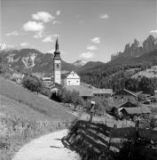 chiesa (Positivo) di Foto Elisabeth Fuchs-Hauffen, Überlingen/Bodensee,Fuchs-Hauffen, Elisabeth (1966/09/01 - 1966/09/93)