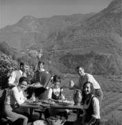 Törggelen (Positivo) di Foto Elisabeth Fuchs-Hauffen, Überlingen/Bodensee,Fuchs-Hauffen, Elisabeth (1966/10/01 - 1966/10/31)
