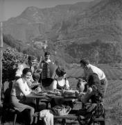 Törggelen (Positivo) di Foto Elisabeth Fuchs-Hauffen, Überlingen/Bodensee,Fuchs-Hauffen, Elisabeth (1966/10/01 - 1966/10/31)