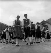 danza (Positivo) di Foto Elisabeth Fuchs-Hauffen, Überlingen/Bodensee,Fuchs-Hauffen, Elisabeth (1968/05/01 - 1968/05/31)