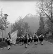 banda musicale (Positivo) di Foto Elisabeth Fuchs-Hauffen, Überlingen/Bodensee,Fuchs-Hauffen, Elisabeth (1970/05/01 - 1970/05/31)