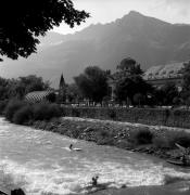 Wassersport: Kanufahren (Passer) (Positivo) di Foto Elisabeth Fuchs-Hauffen, Überlingen/Bodensee,Fuchs-Hauffen, Elisabeth (1970/06/01 - 1970/06/63)