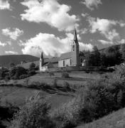 Kirche Villanders Pfarrkirche Hl. Stephan (Positivo) di Foto Elisabeth Fuchs-Hauffen, Überlingen/Bodensee,Fuchs-Hauffen, Elisabeth (1970/05/01 - 1970/05/31)