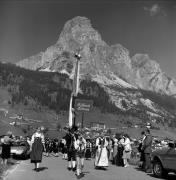 Umzug: Corvara-Kolfuschg (Positivo) di Foto Elisabeth Fuchs-Hauffen, Überlingen/Bodensee,Fuchs-Hauffen, Elisabeth (1980/09/01 - 1980/09/93)