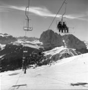 Skifahrer (Positivo) di Foto Elisabeth Fuchs-Hauffen, Überlingen/Bodensee,Fuchs-Hauffen, Elisabeth (1979/02/01 - 1979/02/28)