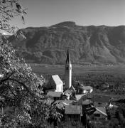 chiesa (Positivo) di Foto Elisabeth Fuchs-Hauffen, Überlingen/Bodensee,Fuchs-Hauffen, Elisabeth (1973/10/01 - 1973/10/31)