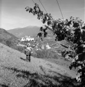 Kloster Benediktinerinnen Säben (Positivo) di Foto Elisabeth Fuchs-Hauffen, Überlingen/Bodensee,Fuchs-Hauffen, Elisabeth (1973/10/01 - 1973/10/31)