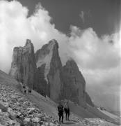 Wanderer/Ausflügler (Positivo) di Foto Elisabeth Fuchs-Hauffen, Überlingen/Bodensee,Fuchs-Hauffen, Elisabeth (1970/07/01 - 1970/07/31)