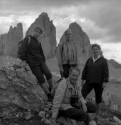 Wanderer/Ausflügler (Positivo) di Foto Elisabeth Fuchs-Hauffen, Überlingen/Bodensee,Fuchs-Hauffen, Elisabeth (1970/07/01 - 1970/07/31)