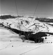 Gondellift Florianilift, Seiseralm (Positivo) di Foto Elisabeth Fuchs-Hauffen, Überlingen/Bodensee,Fuchs-Hauffen, Elisabeth (1970/03/01 - 1970/03/31)