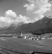 chiesa (Positivo) di Foto Elisabeth Fuchs-Hauffen, Überlingen/Bodensee,Fuchs-Hauffen, Elisabeth (1970/07/01 - 1970/07/31)