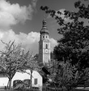 Kirche Kastelruth Pfarrkirche Hl. Peter und Paul (Positivo) di Foto Elisabeth Fuchs-Hauffen, Überlingen/Bodensee,Fuchs-Hauffen, Elisabeth (1972/05/01 - 1972/05/31)