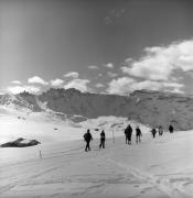 Spaziergänger (Positivo) di Foto Elisabeth Fuchs-Hauffen, Überlingen/Bodensee,Fuchs-Hauffen, Elisabeth (1973/02/01 - 1973/02/28)