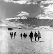 Spaziergänger (Positivo) di Foto Elisabeth Fuchs-Hauffen, Überlingen/Bodensee,Fuchs-Hauffen, Elisabeth (1973/02/01 - 1973/02/28)
