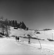 Spaziergänger (Positivo) di Foto Elisabeth Fuchs-Hauffen, Überlingen/Bodensee,Fuchs-Hauffen, Elisabeth (1973/02/01 - 1973/02/28)