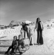 bambino, bambina (Positivo) di Foto Elisabeth Fuchs-Hauffen, Überlingen/Bodensee,Fuchs-Hauffen, Elisabeth (1973/02/01 - 1973/02/28)