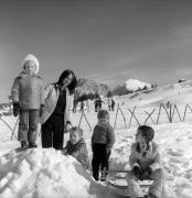 bambino, bambina (Positivo) di Foto Elisabeth Fuchs-Hauffen, Überlingen/Bodensee,Fuchs-Hauffen, Elisabeth (1973/02/01 - 1973/02/28)